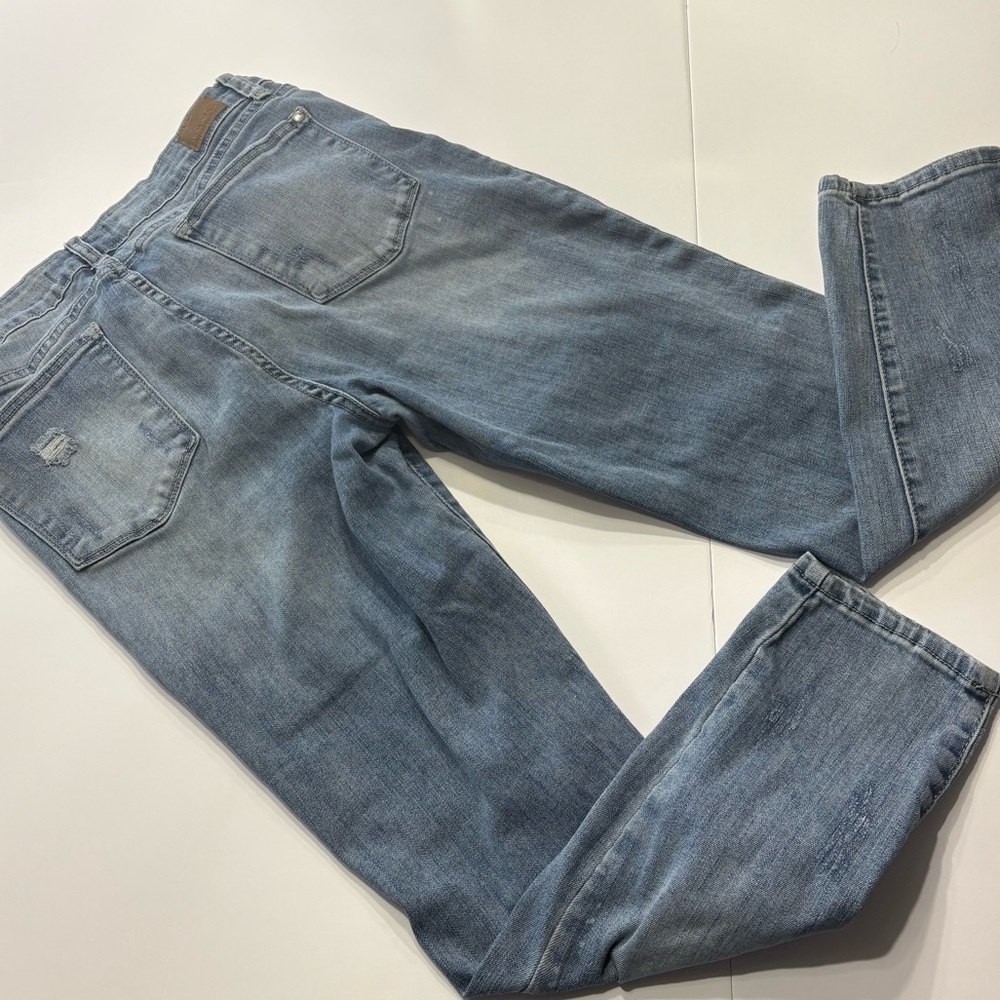 Judy Blue Relaxed Fit Distressed Jeans Size 31 Medium Wash - Picture 9 of 13